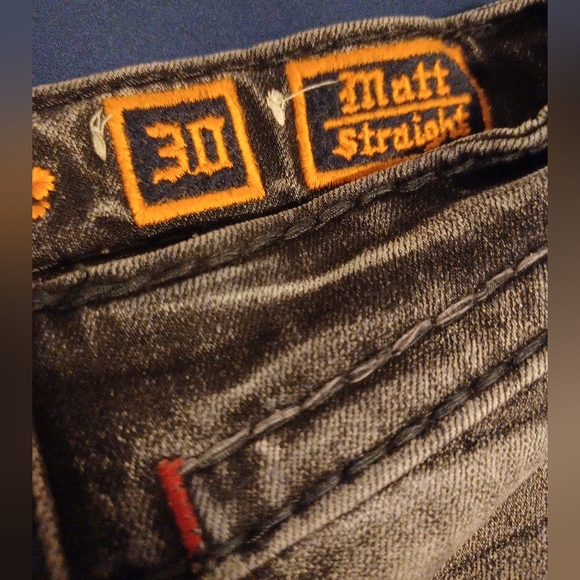 1 of 1000 collectors edition rock rivals, 30 32, black and red with rinestonees - Picture 5 of 7